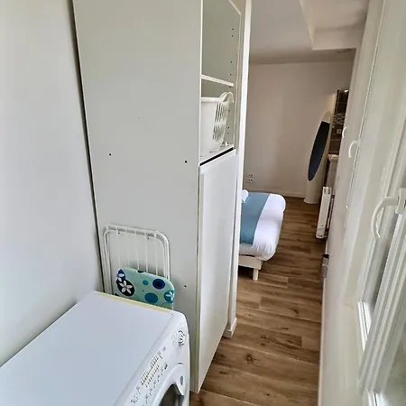 Wonderhost, Aux Abords De Beaumont * Pau