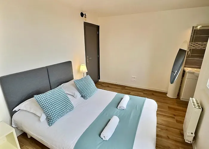 Wonderhost, Aux Abords De Beaumont